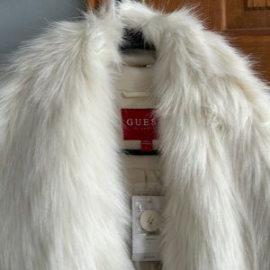White 3/4 coat (Guess) large brand new with tags on!